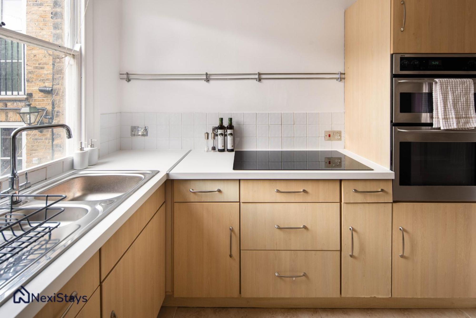 Appartamento 10 Mins Walk To The Oval, The Kennington Retreat Londra Esterno foto