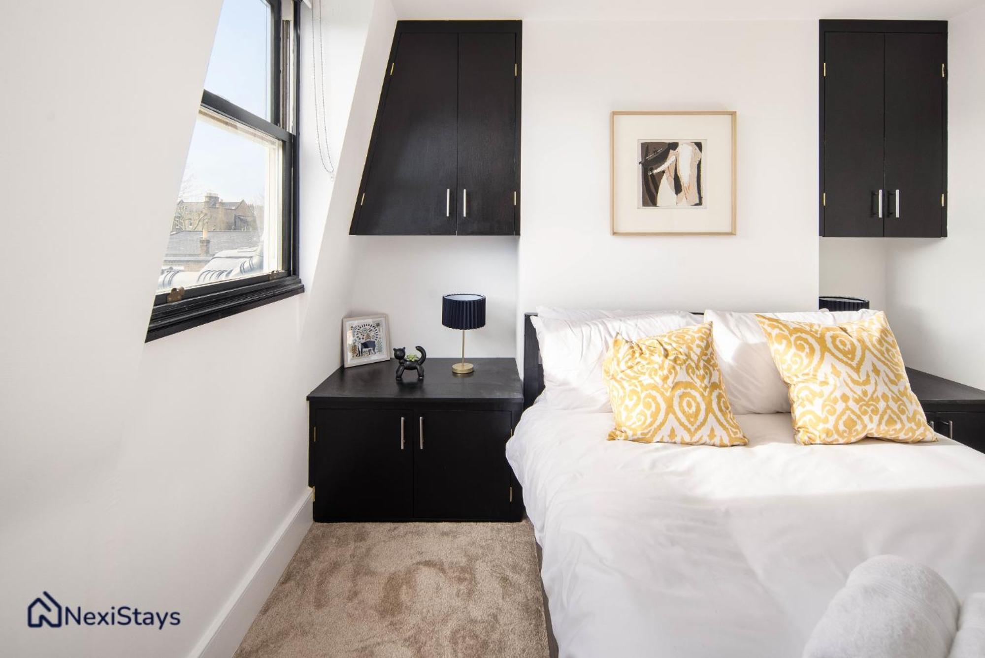 Appartamento 10 Mins Walk To The Oval, The Kennington Retreat Londra Esterno foto